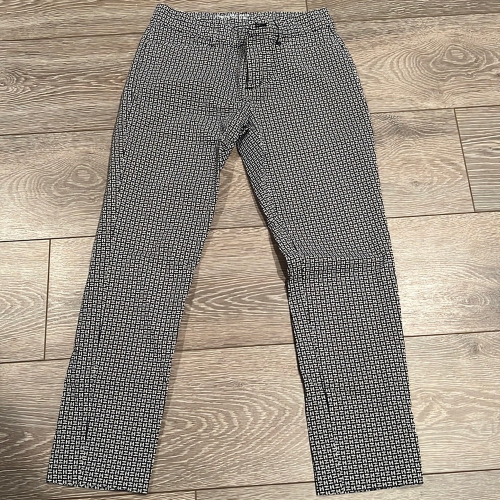 GAP Slim City Dress Pants, Black/White pattern, Size 0R.